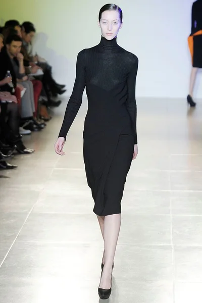 Look 27